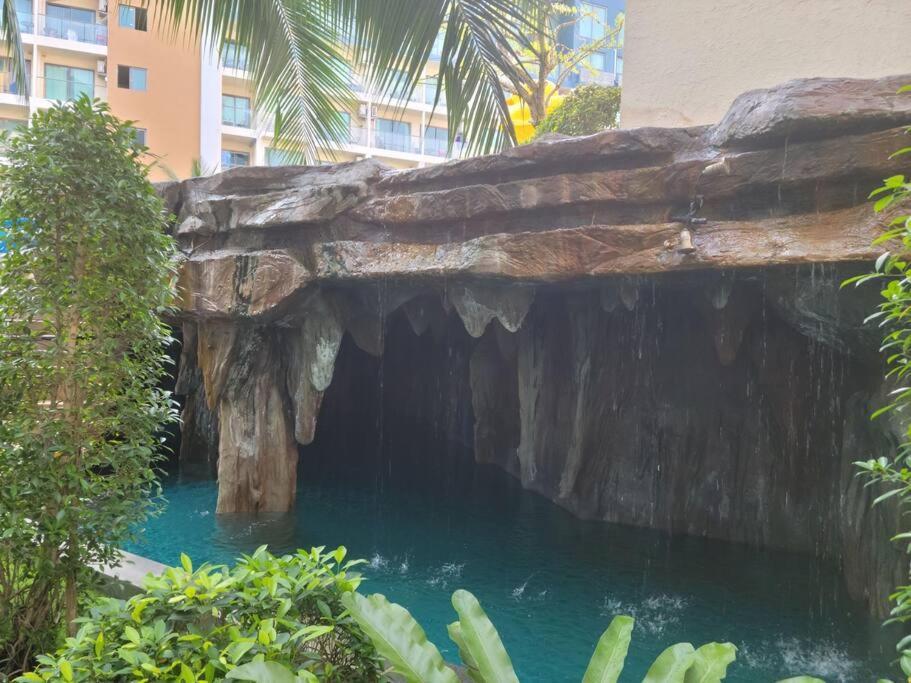 Laguna Beach Resort 2-Have Tub Loft Room ジョムティエンビーチ エクステリア 写真
